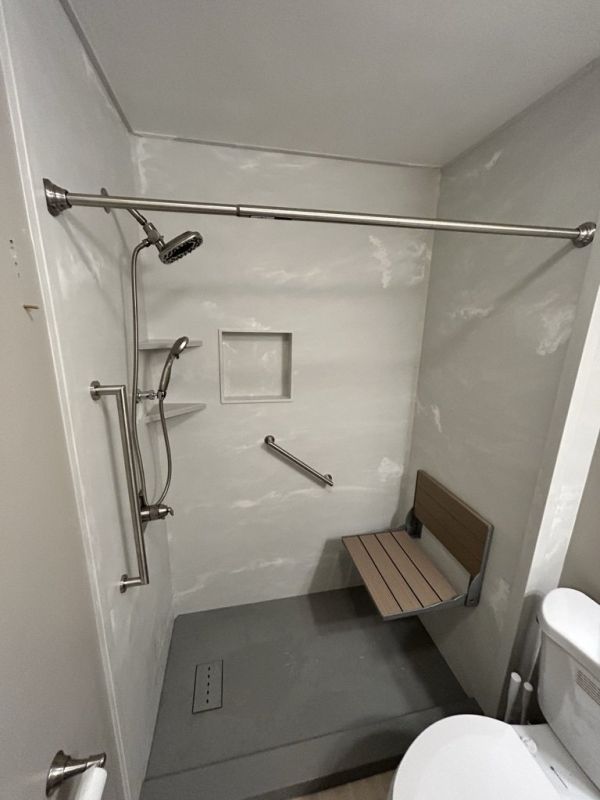 Top Tub To Shower Conversion Companies in Addison, IL